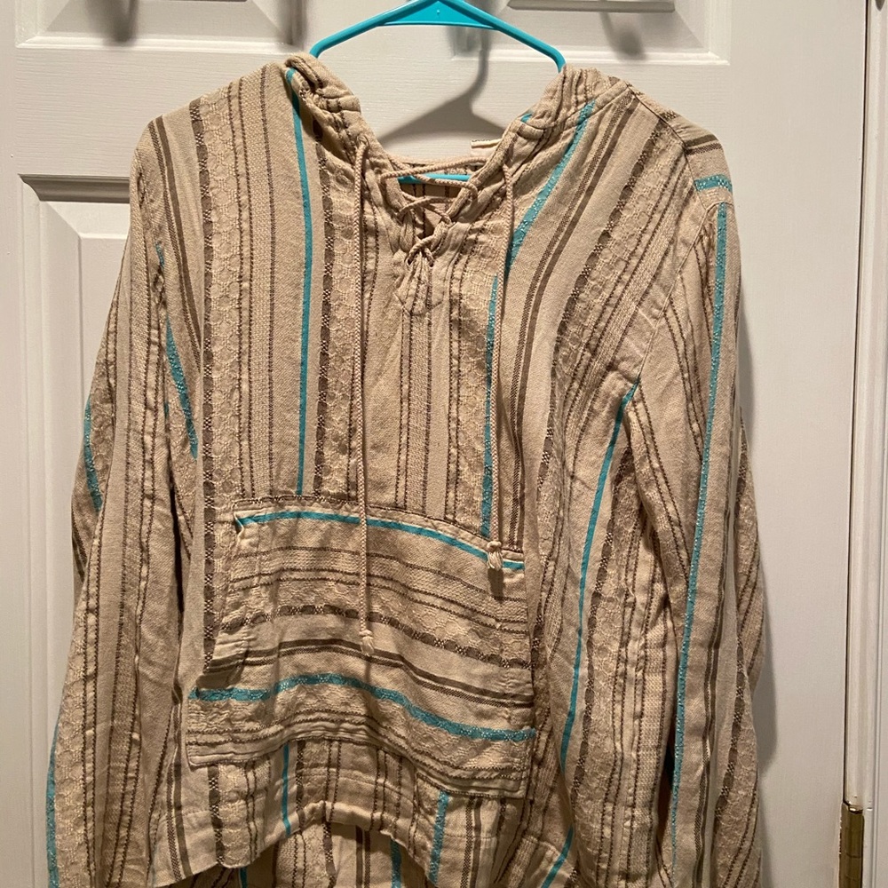 super cute long sleeve/pullover
